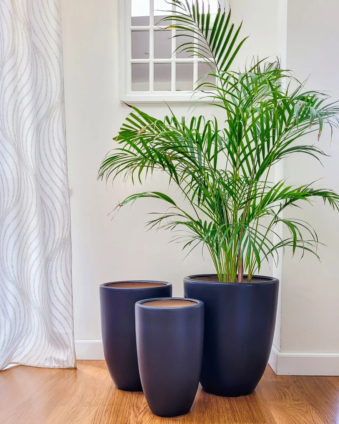 ZESTAW 3 DONIC z ceramiki mrozoodpornej, czarne, stożkowy kształt, elegancki charakter ZESTAW 3 DONIC z ceramiki mrozoodpornej, czarne, stożkowy kształt, elegancki charakter