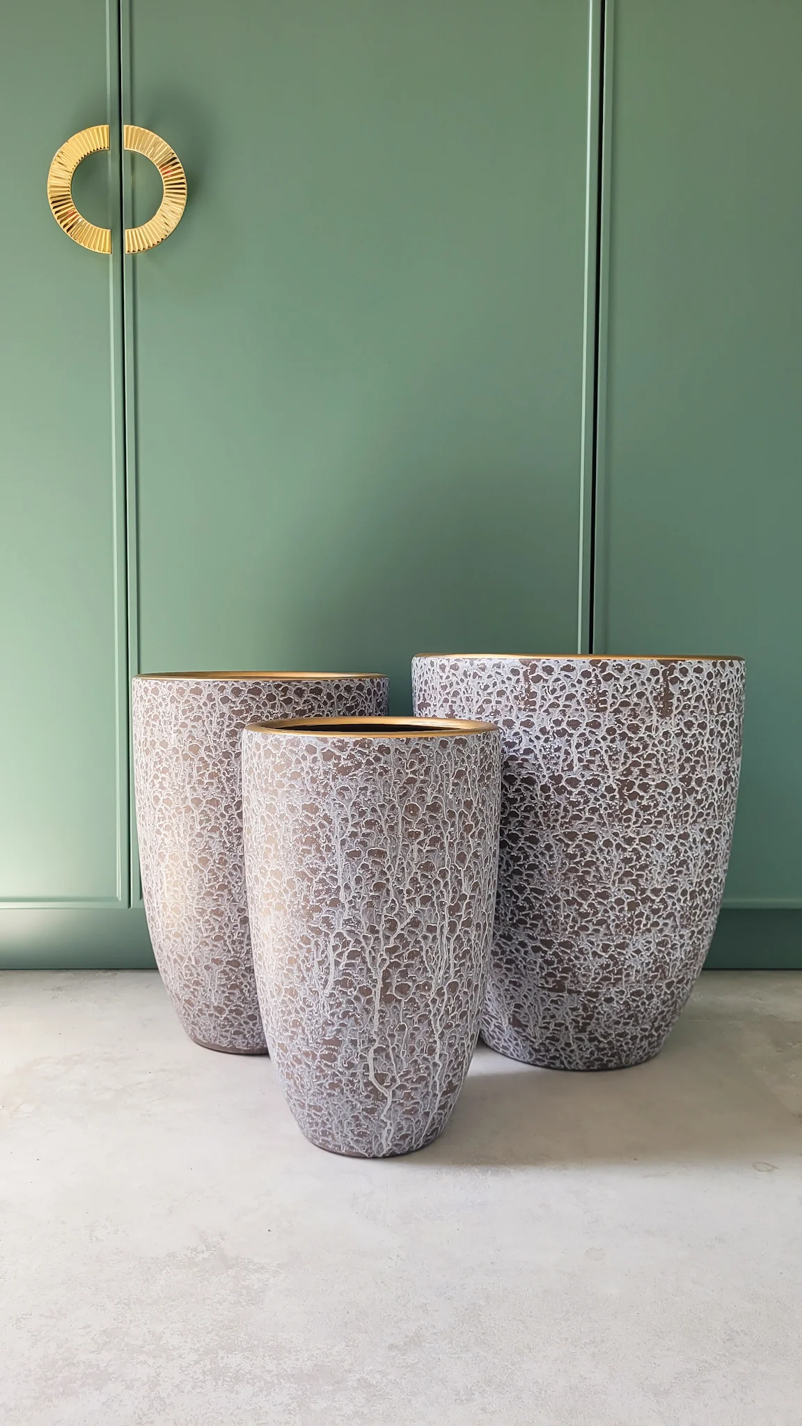 ZESTAW 3 DONIC z ceramiki mrozoodpornej, brązowe ze złotym wykończeniem, duże, wyjątkowa ZESTAW 3 DONIC z ceramiki mrozoodpornej, brązowe ze złotym wykończeniem, duże, wyjątkowa