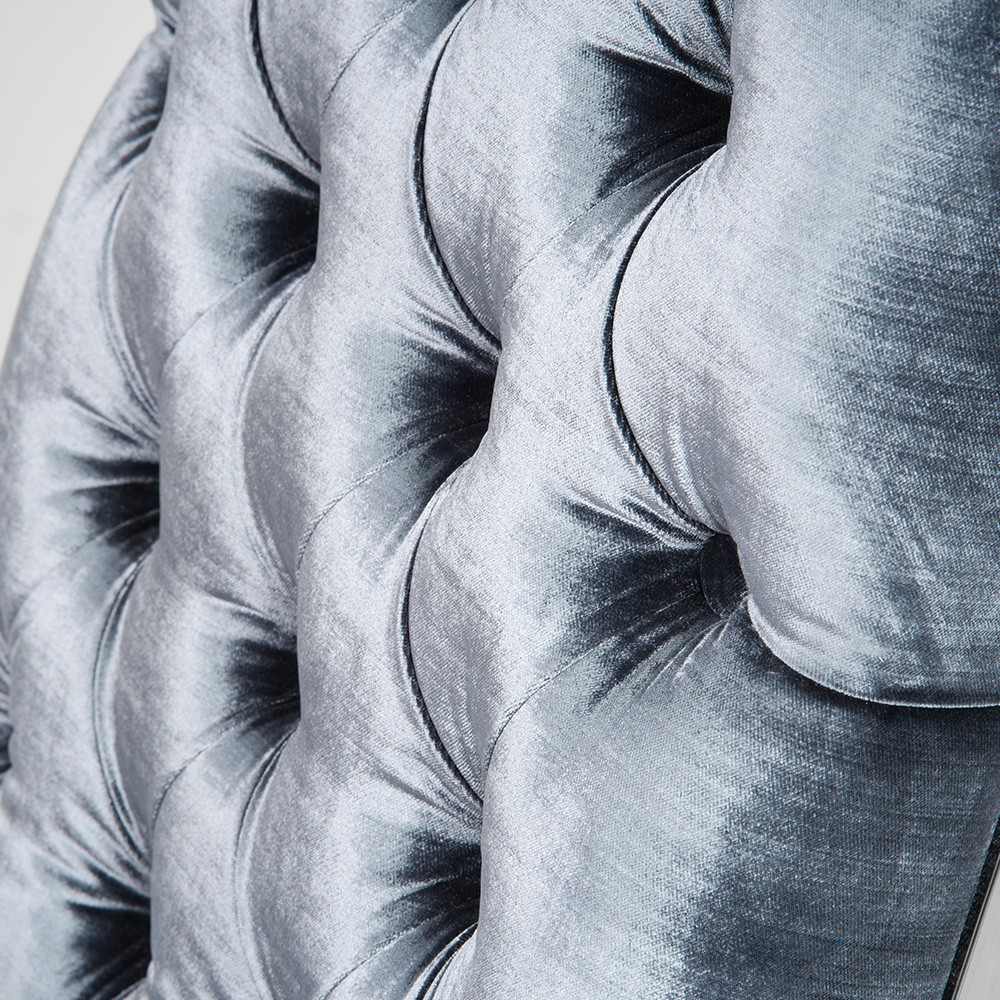 KRZESŁO luksusowe, na srebrnej podstawie, pikowane oparcie, wygodne siedzisko (tkanina do wyboru), Polska produkcja KRZESŁO luksusowe, na srebrnej podstawie, pikowane oparcie, wygodne siedzisko (tkanina do wyboru), Polska produkcja