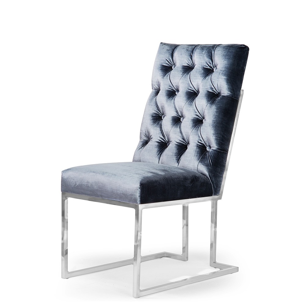 KRZESŁO luksusowe, na srebrnej podstawie, pikowane oparcie, wygodne siedzisko (tkanina do wyboru) KRZESŁO luksusowe, na srebrnej podstawie, pikowane oparcie, wygodne siedzisko (tkanina do wyboru)