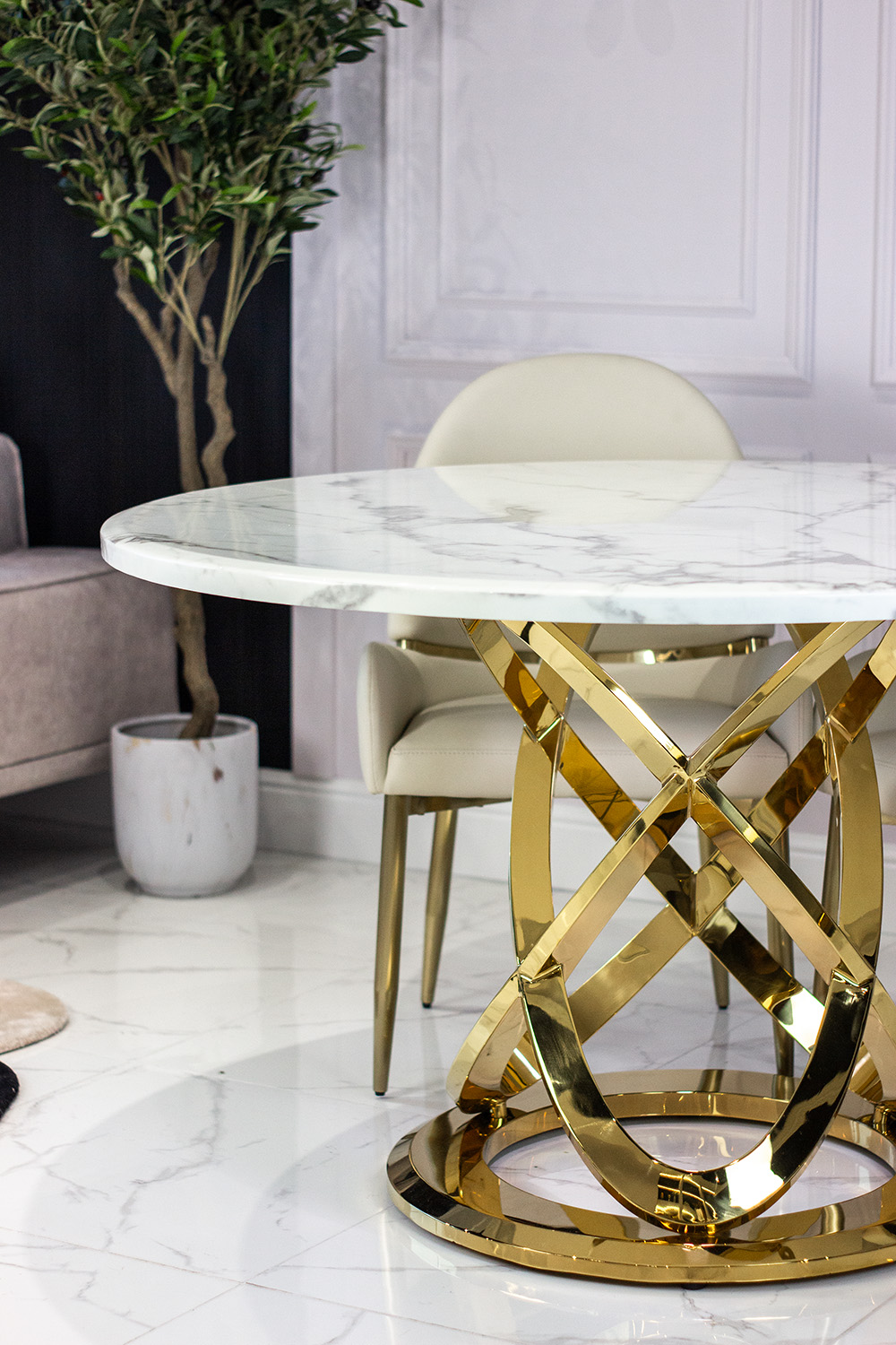 STÓŁ JADALNIANY okrągły, na złotej metalowej podstawie, biały blat imitujący marmur, nowoczesny, elegancki STÓŁ JADALNIANY okrągły, na złotej metalowej podstawie, biały blat imitujący marmur, nowoczesny, elegancki