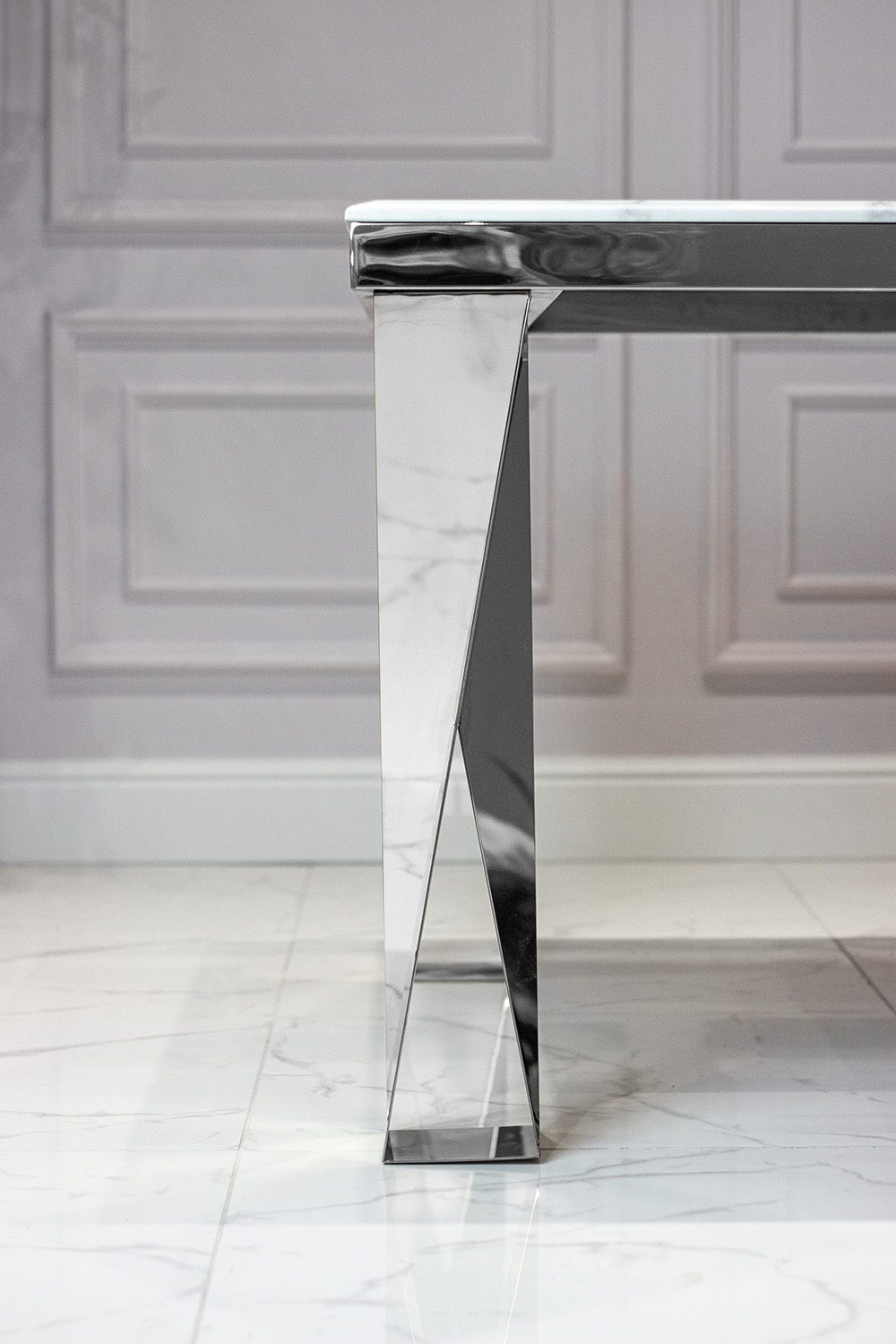 STÓŁ JADALNIANY prostokątny, srebrne nogi wysoki połysk, blat imitujący biały marmur, wyjątkowy STÓŁ JADALNIANY prostokątny, srebrne nogi wysoki połysk, blat imitujący biały marmur, wyjątkowy