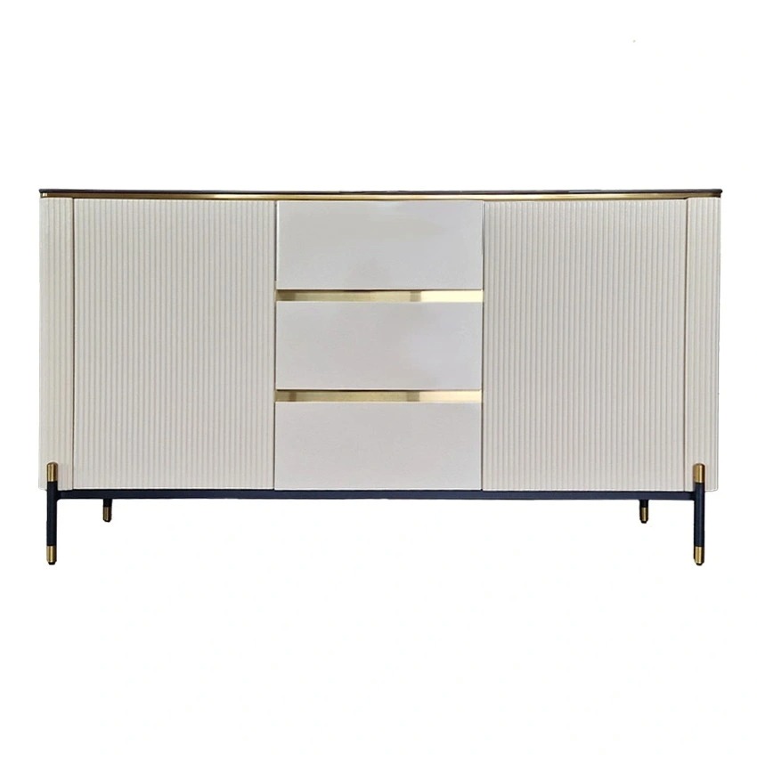 KOMODA kaszmirowa, złote metalowe detale, ryflowany korpus, czarny blat, styl glamour