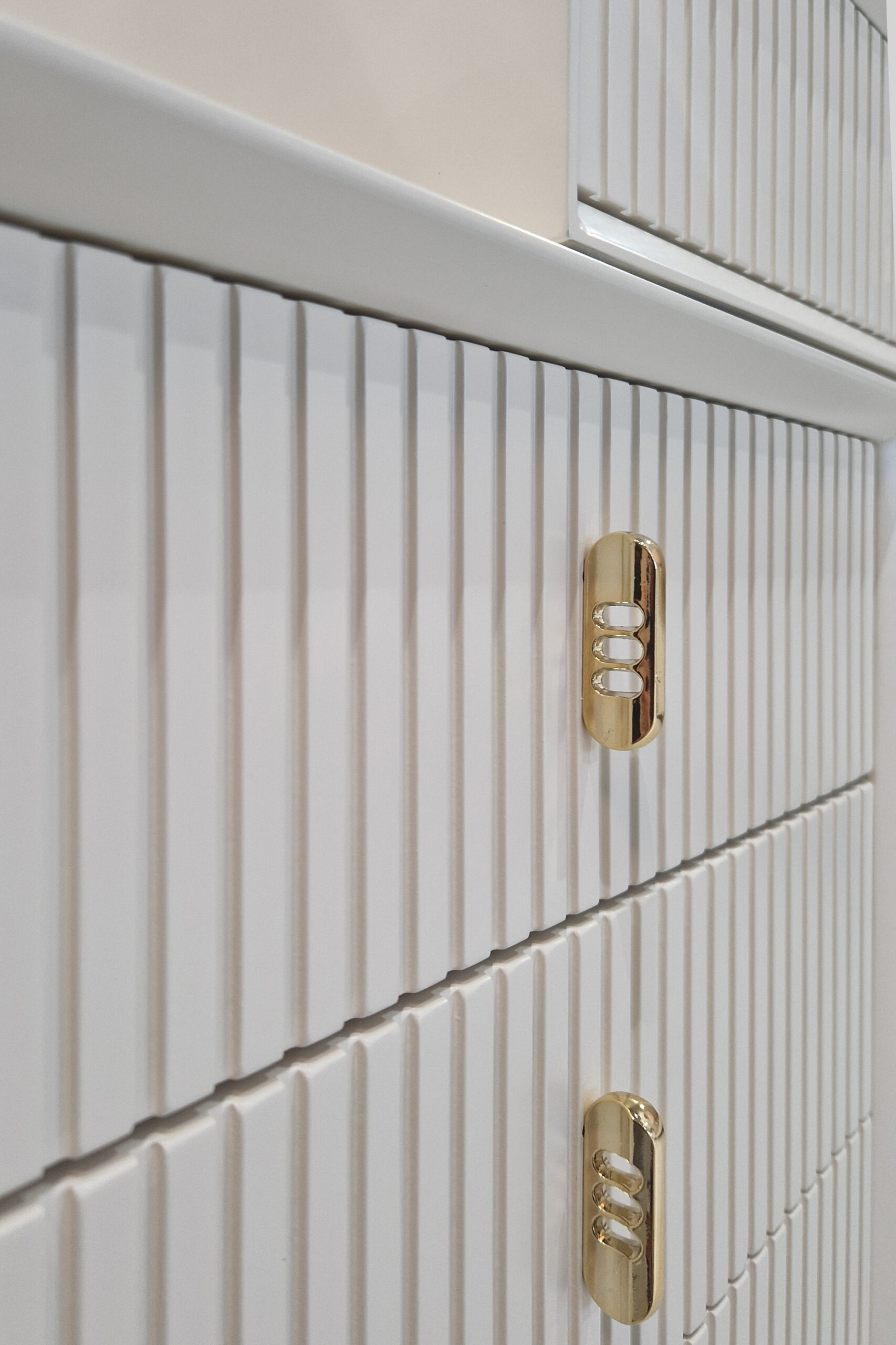 TOALETKA z przenośną szafką, kaszmirowa, ryflowana, złote metalowe detale, nowoczesna, wyjątkowa