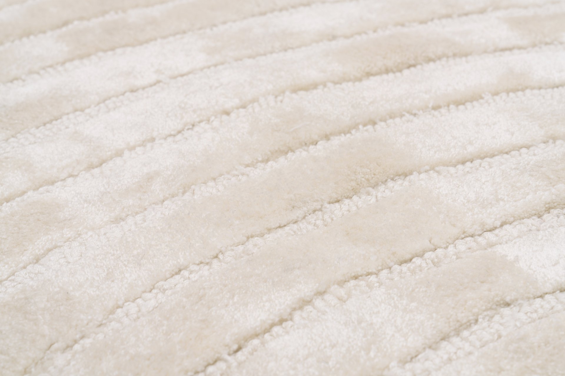 DYWAN prostokątny, 100% wełna, kremowy kolor, abstrakcyjne lnie, ręcznie wykonany, nowoczesny styl, wyjątkowy