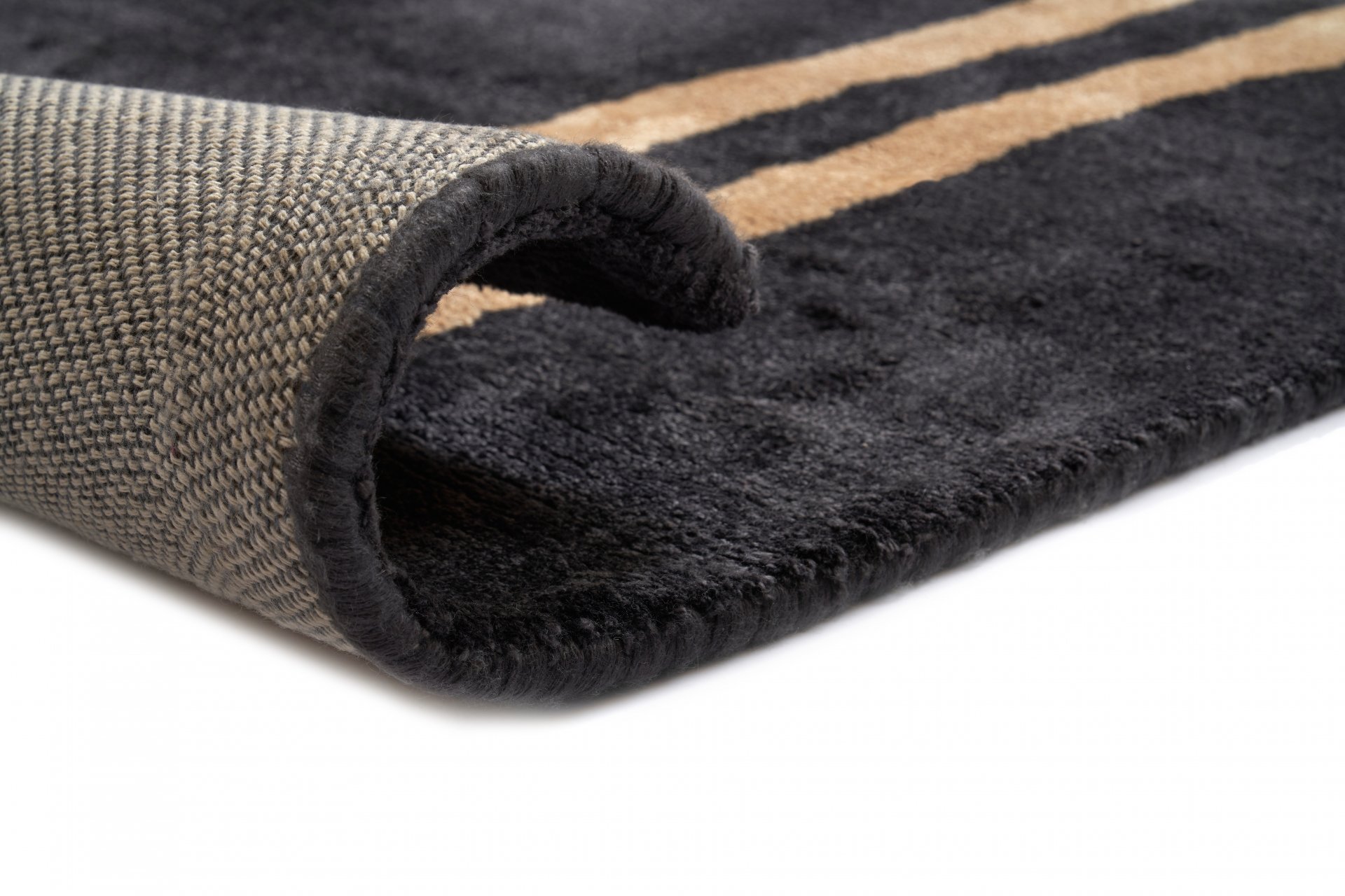 DYWAN prostokątny, czarny ze złotą podwójną obwódką, ręczne wykonanie, dekoracyjny DYWAN prostokątny, czarny ze złotą podwójną obwódką, ręczne wykonanie, dekoracyjny