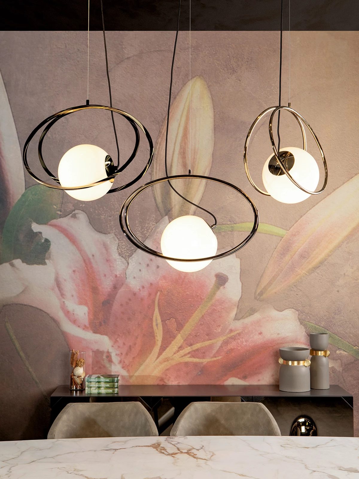 LAMPA WISZĄCA z podwójną elipsą, białym kloszem, włoskie wykonanie, nowoczesny styl