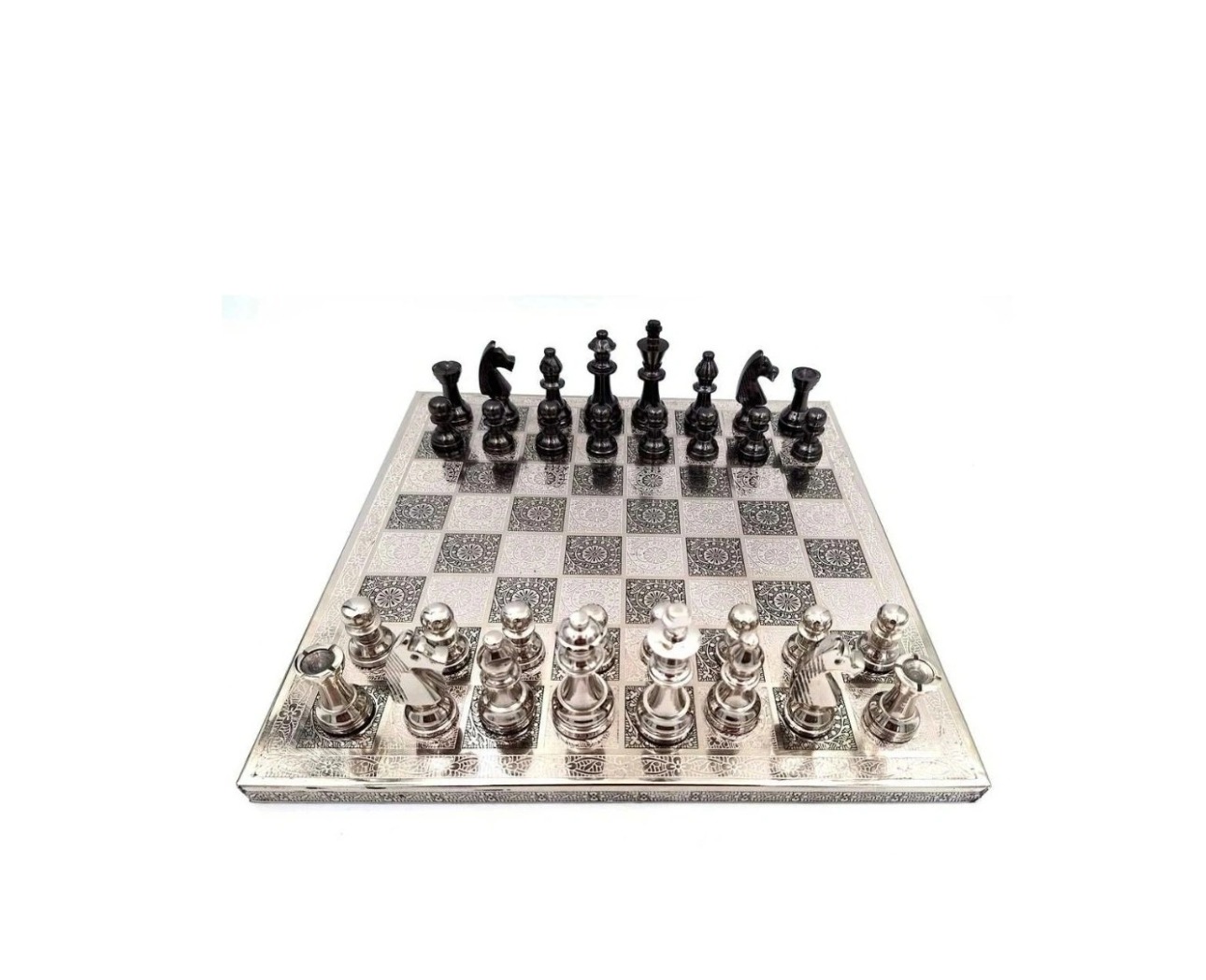 SZACHY ekskluzywne, pięknie zdobione, metalowe, złocisto-srebrzyste i czarne figury, glamour SZACHY ekskluzywne, pięknie zdobione, metalowe, złocisto-srebrzyste i czarne figury, glamour