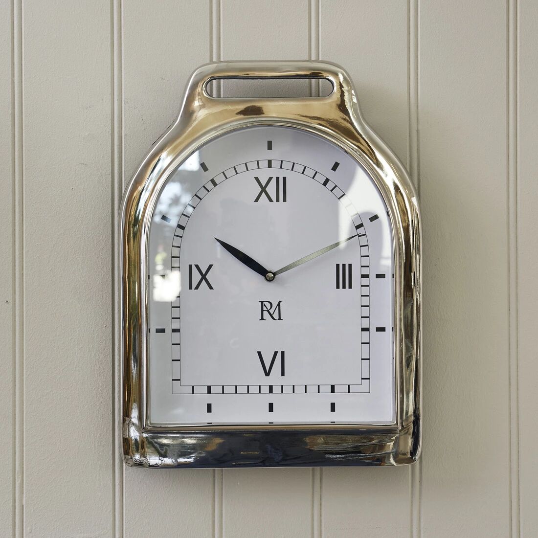 ZEGAR ŚCIENNY o nieregularnym kształcie, aluminiowa rama, biało-czarna tarcza, klasyczny design, piękny ZEGAR ŚCIENNY o nieregularnym kształcie, aluminiowa rama, biało-czarna tarcza, klasyczny design, piękny