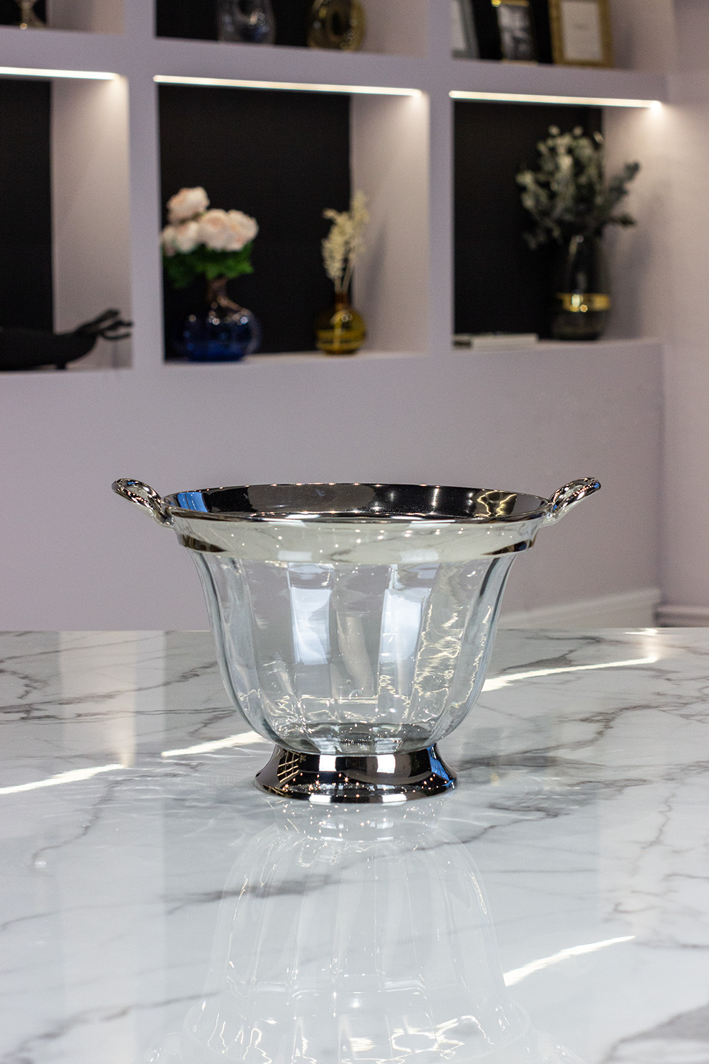 COOLER szklany z srebrnymi, metalowymi detalami, klasyczny styl COOLER szklany z srebrnymi, metalowymi detalami, klasyczny styl