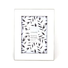 RAMKA NA ZDJĘCIE z białą, grubą ramą, srebrne detale, nowoczesny styl