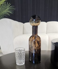 SZKLANA KARAFKA w kształcie butelki, ciemno brązowy wzór, nowoczesny, ekskluzywna