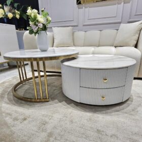 ZESTAW STOLIKÓW KAWOWYCH Agnes 2w1 biały ryflowany korpus i blat z konglomeratu marmurowego, ZŁOTY SZCZOTKOWANY stelaż