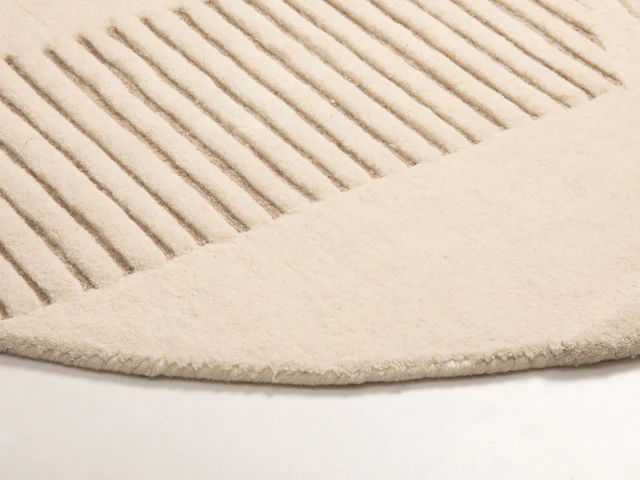 DYWAN Allea z naturalnej wełny, beżowo-biała kolorystyka, nowoczesny styl, wyjątkowy DYWAN Allea z naturalnej wełny, beżowo-biała kolorystyka, nowoczesny styl, wyjątkowy