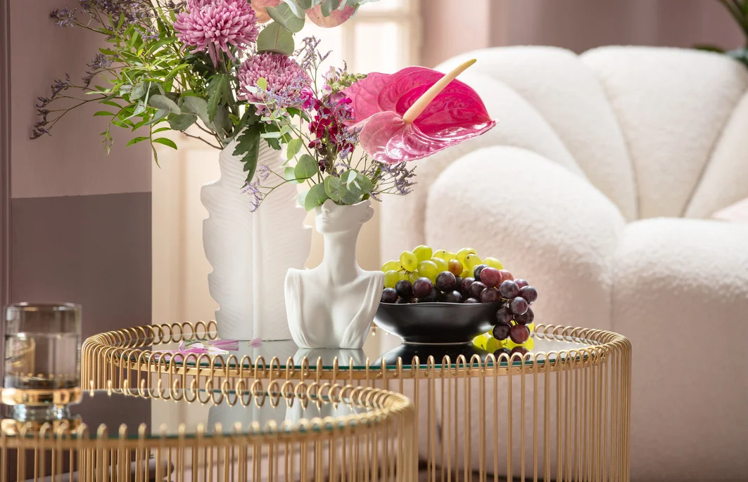 ZESTAW STOLIKÓW KAWOWYCH Wire, okrągłe, złote, lustrzane blaty, nowoczesny styl-2 ZESTAW STOLIKÓW KAWOWYCH Wire, okrągłe, złote, lustrzane blaty, nowoczesny styl-2