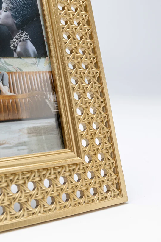 RAMKA NA ZDJĘCIE Holes złota z polirezyny, klasyczny styl, ekskluzywna RAMKA NA ZDJĘCIE Holes złota z polirezyny, klasyczny styl, ekskluzywna