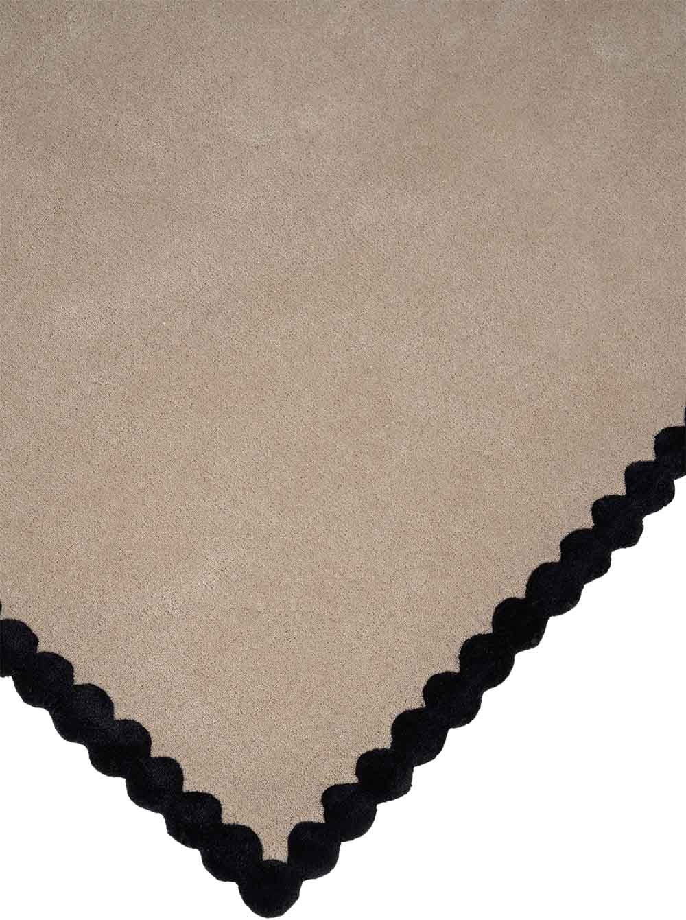 DYWAN Laila Beige Black prostokątny, beżowy z czarną ramką, ręcznie tkany z wełny i wiskozy, ekskluzywny DYWAN Laila Beige Black prostokątny, beżowy z czarną ramką, ręcznie tkany z wełny i wiskozy, ekskluzywny