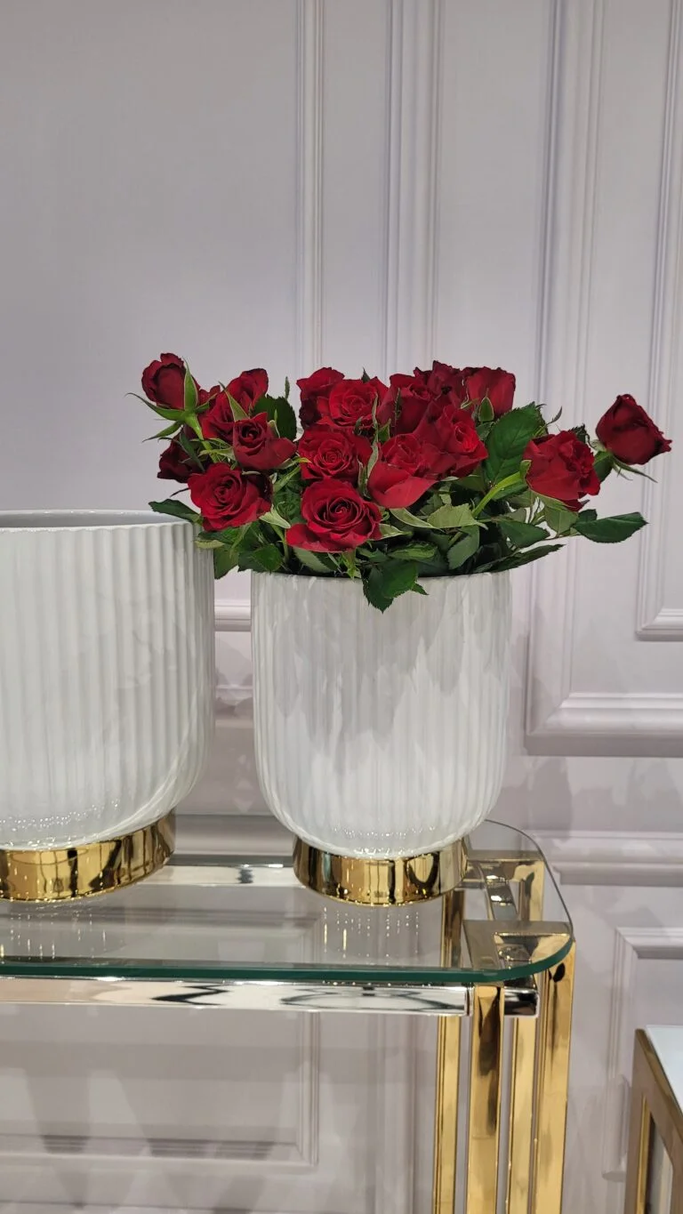 ZESTAW 3 DONIC ryflowanych, biało-złote z ceramiki mrozoodpornej, idealne do ogrodu, do salonu ZESTAW 3 DONIC ryflowanych, biało-złote z ceramiki mrozoodpornej, idealne do ogrodu, do salonu