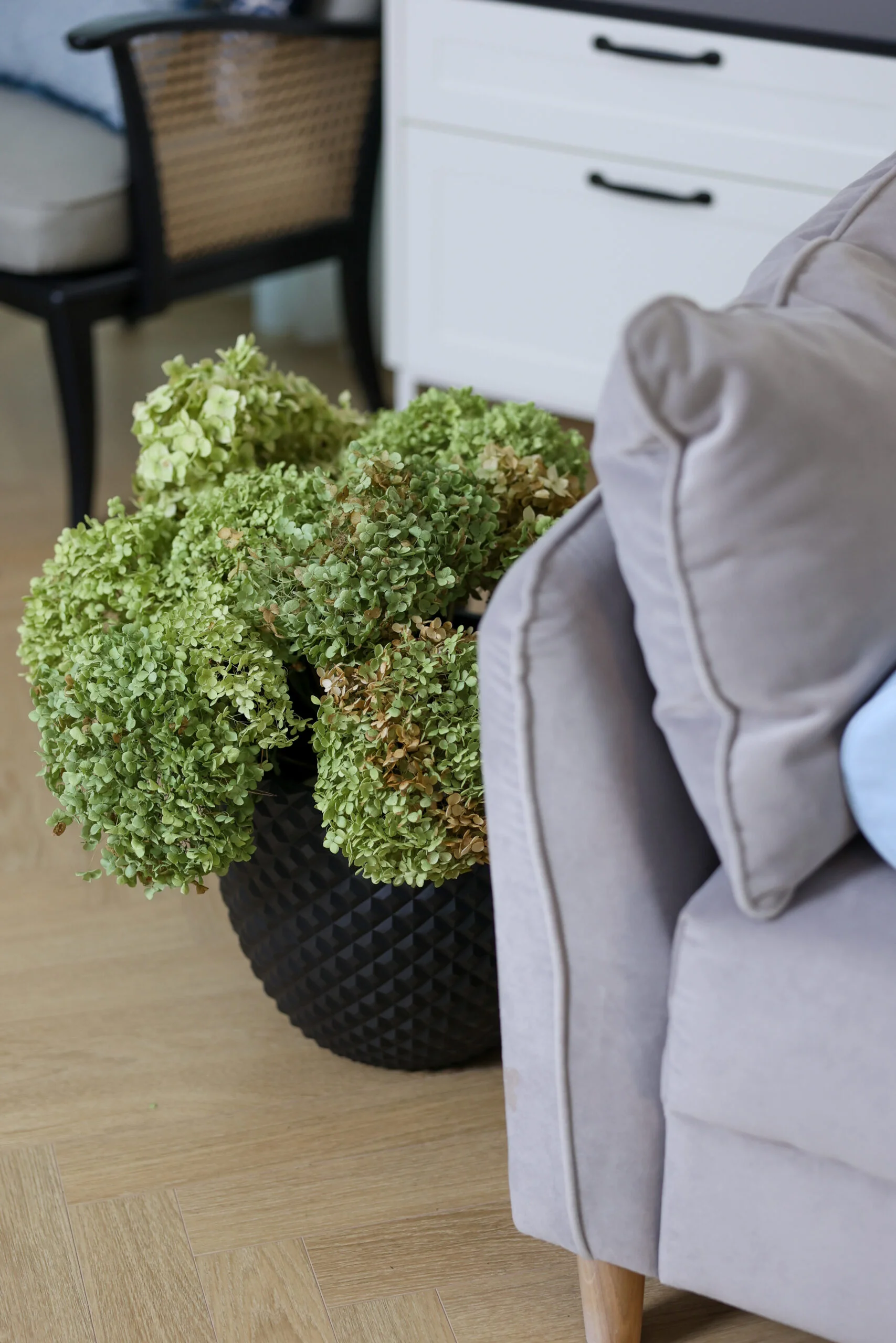 ZESTAW 3 DONIC z włókna szklanego, mrozoodporne, czarne, geometryczny, trójwymiarowy wzór, nowoczesny styl, do ogrodu ZESTAW 3 DONIC z włókna szklanego, mrozoodporne, czarne, geometryczny, trójwymiarowy wzór, nowoczesny styl, do ogrodu