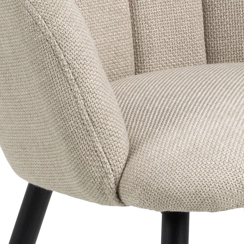 KRZESŁO Clara tapicerowane, beżowe, czarne metalowe nogi, przeszywane siedzisko, nowoczesne, do salonu