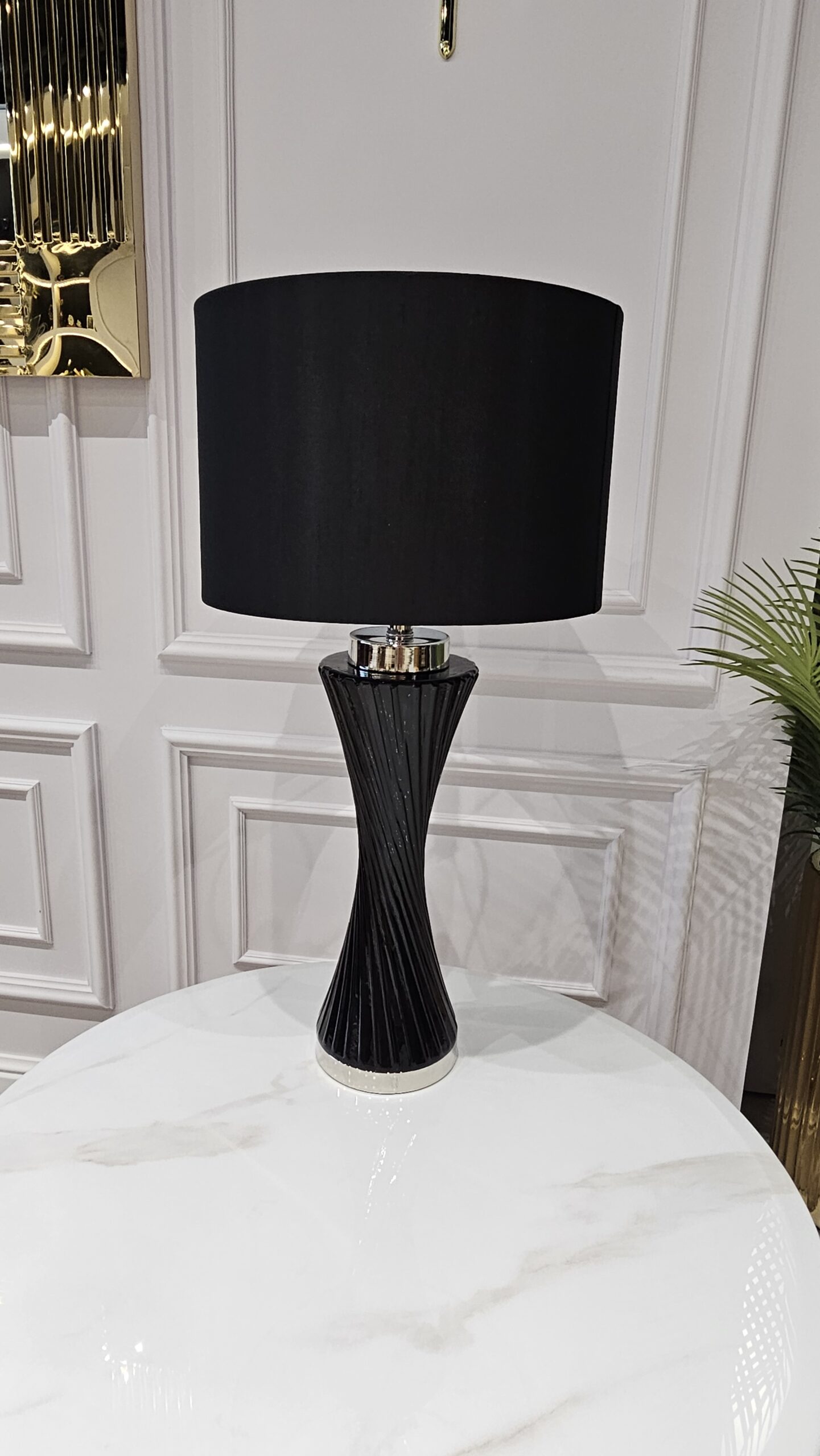 LAMPA STOŁOWA czarna, szklana podstawa, czarny abażur, nowoczesna, piękna