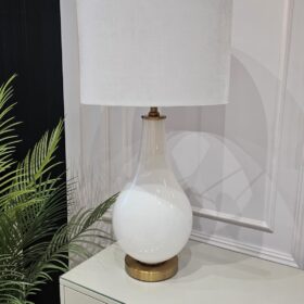 LAMPA STOŁOWA perłowo-biała podstawa, biały abażur, złote elementy, klasyczny styl