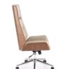 KRZESŁO BIUROWE Webster z beżową tapicerką z eko skóry i orzechowym tyłem, designerski styl, premium