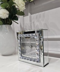 ZEGAR STOJĄCY kwadratowy, szklane wykończenie, ozdobna kryształowa ramka, nowoczesny glamour, piękny