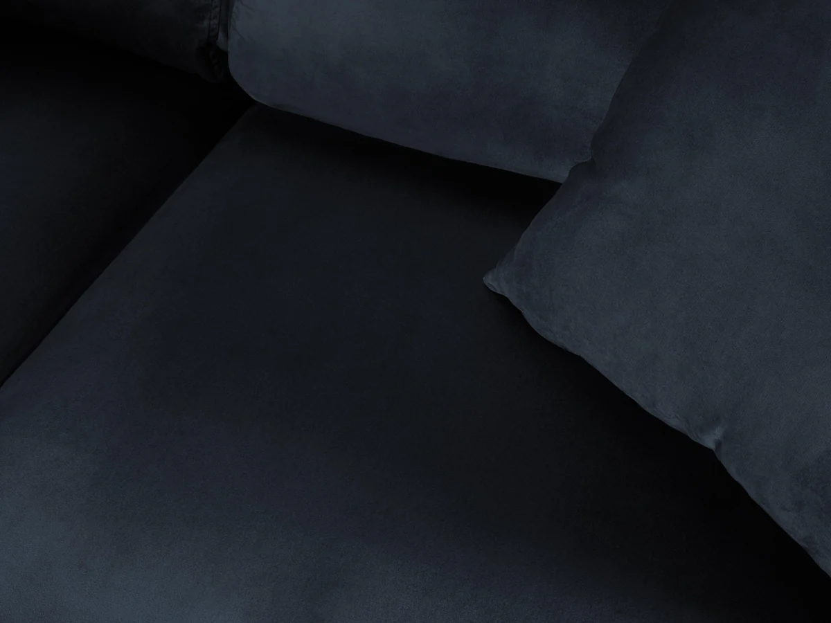 NAROŻNIK 5-osobowy Kyoto na metalowych nogach, aksamitna ciemnoniebieska tapicerka, nowoczesny styl, do salonu NAROŻNIK 5-osobowy Kyoto na metalowych nogach, aksamitna ciemnoniebieska tapicerka, nowoczesny styl, do salonu