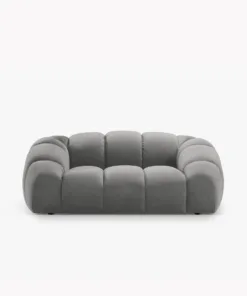 SOFA 2-osobowa Diana o zaoblonych kształtach, pionowe przeszycia, szara tkanina, designerski styl