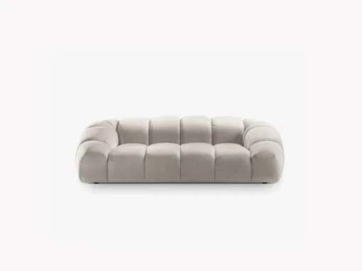 SOFA 3-osobowa Diana o zaoblonych kształtach, pionowe przeszycia, beżowa tkanina, designerski styl