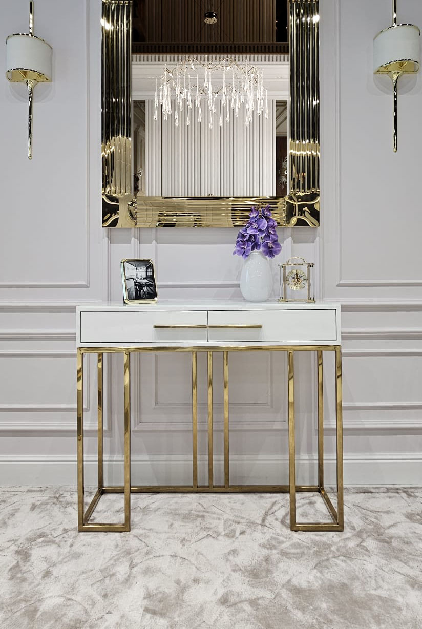 KONSOLA Naomi z dwiema szufladami, biały blat, złoty błyszczący stelaż, styl glamour