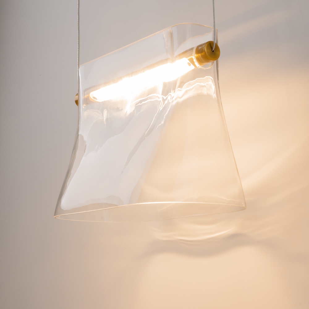 KINKIET Cabaret wiszący, mosiężne, metalowe detale, szklany, transparentny klosz, designerski styl, premium