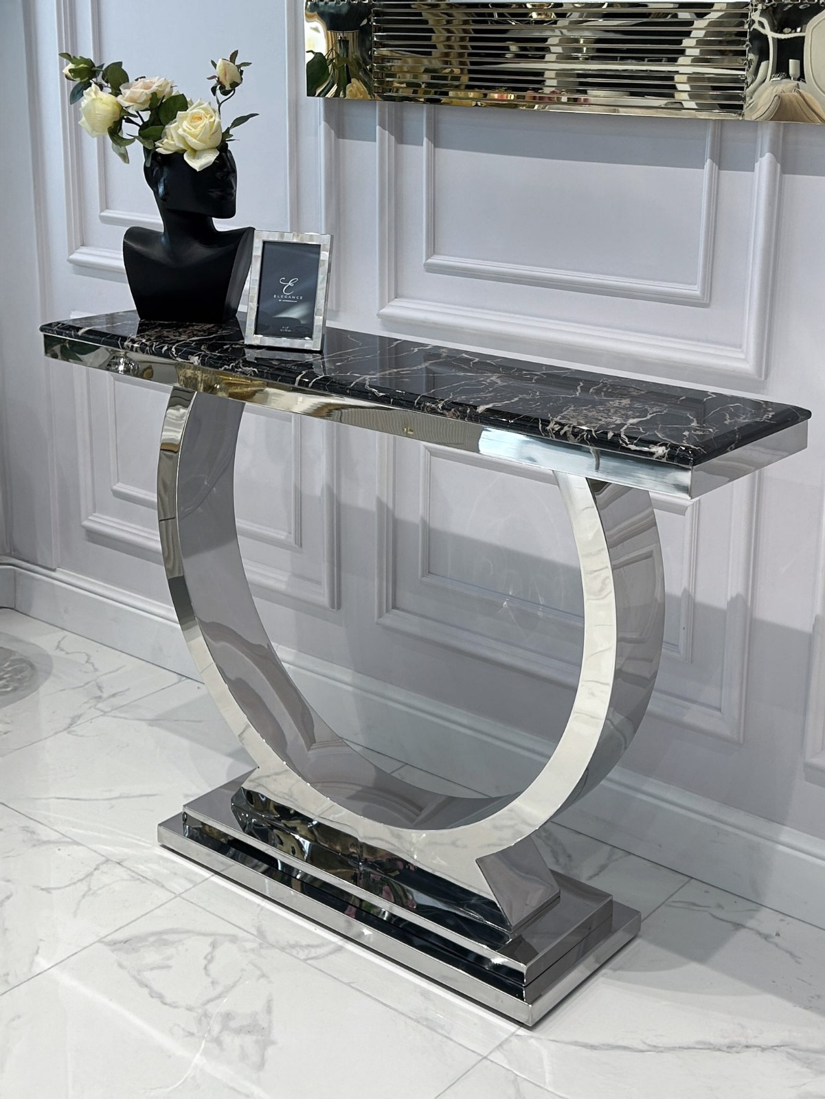 KONSOLA RING na srebrnej, dostojnej, okrągłej podstawie, wysoki połysk, blat z konglomeratu marmurowego, glamour