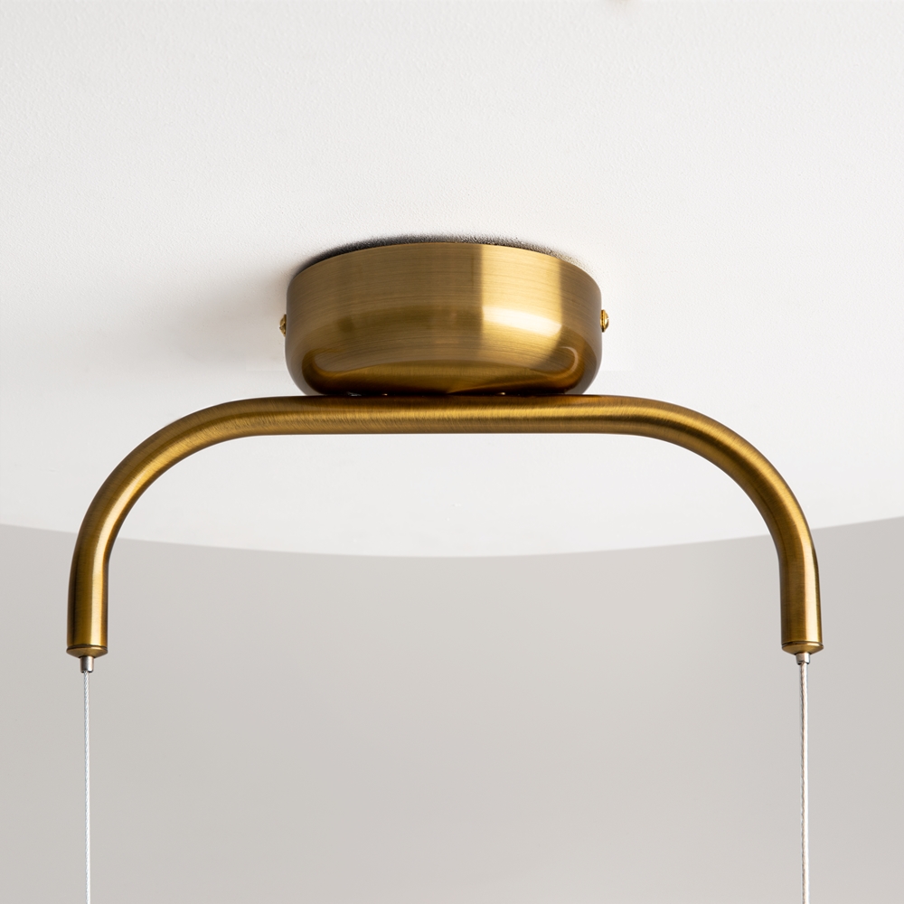 LAMPA WISZĄCA Cabaret, mosiężna oprawa, szklany transparentny klosz, designerski styl, nowoczesna LAMPA WISZĄCA Cabaret, mosiężna oprawa, szklany transparentny klosz, designerski styl, nowoczesna