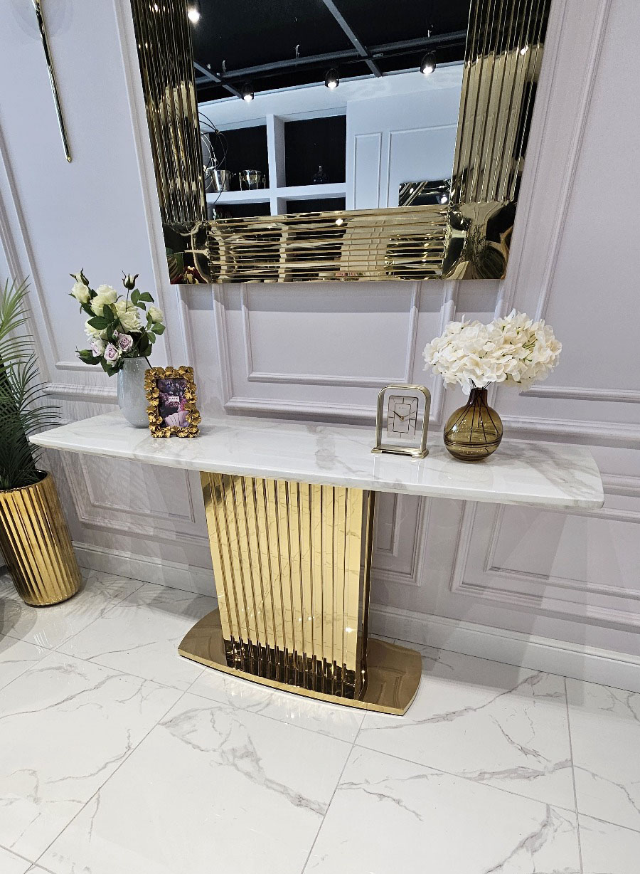 KONSOLA na złotym błyszczącym stelażu blat z konglomeratu marmurowego, nowoczesny styl glamour KONSOLA na złotym błyszczącym stelażu blat z konglomeratu marmurowego, nowoczesny styl glamour