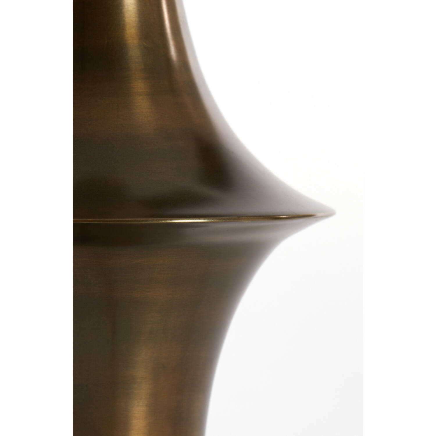 LAMPA STOŁOWA z podstawą w kolorze antycznego brązu, czarny okrągły abażur, klasyczny styl, elegancka