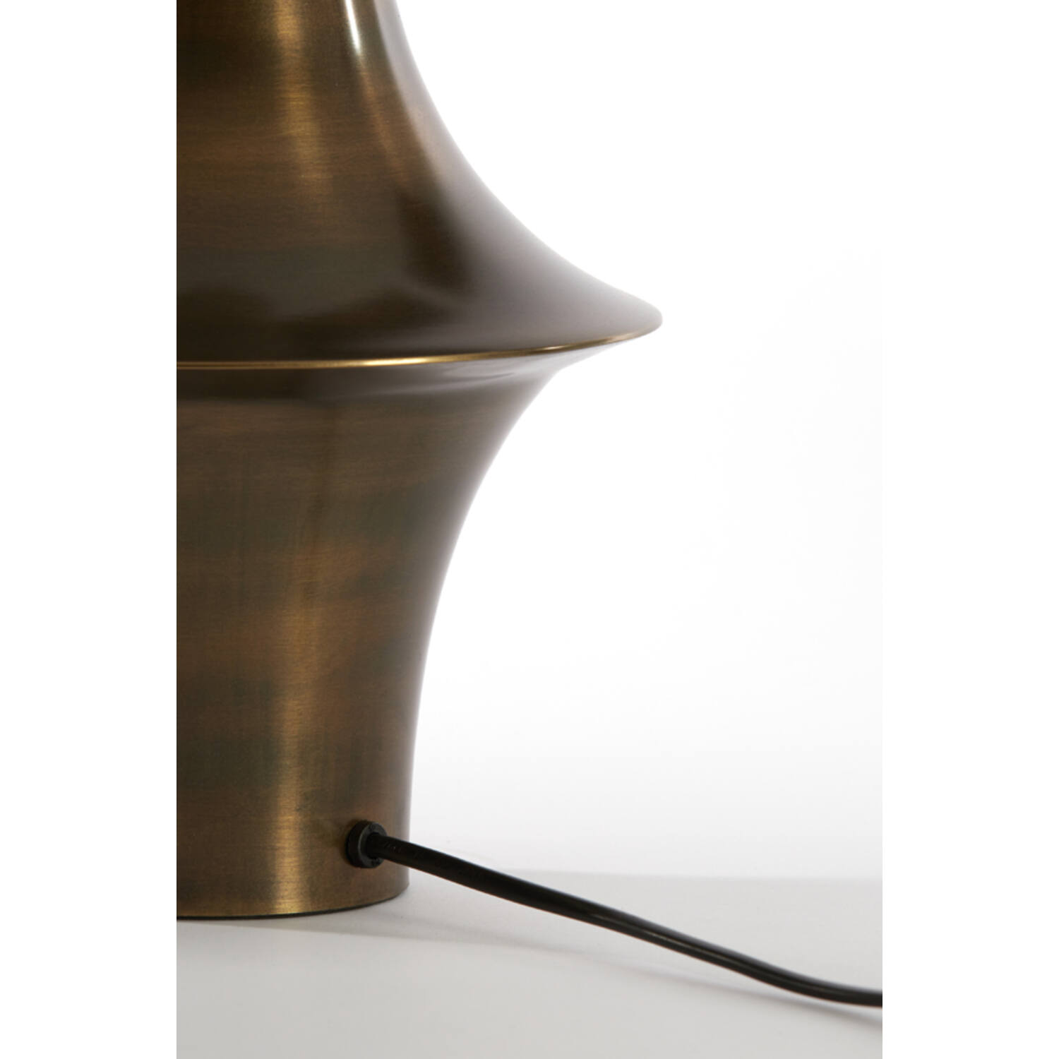 LAMPA STOŁOWA z podstawą w kolorze antycznego brązu, czarny okrągły abażur, klasyczny styl, wyjątkowa