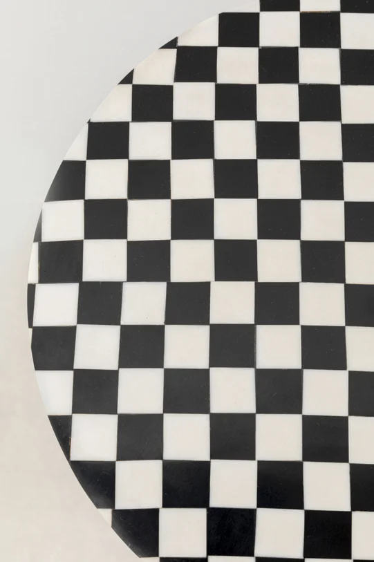 STOLIK POMOCNICZY Domero Chess okrągły, podstawa i blat w motywie czarno-białej szachownicy, czarny stelaż, nowoczesny styl, premium STOLIK POMOCNICZY Domero Chess okrągły, podstawa i blat w motywie czarno-białej szachownicy, czarny stelaż, nowoczesny styl, premium