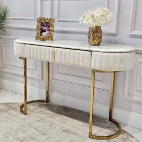 TOALETKA na złotych nogach, korpus obity jasnobeżową tkaniną, eleganckie przeszycia, blat z konglomeratu marmurowego