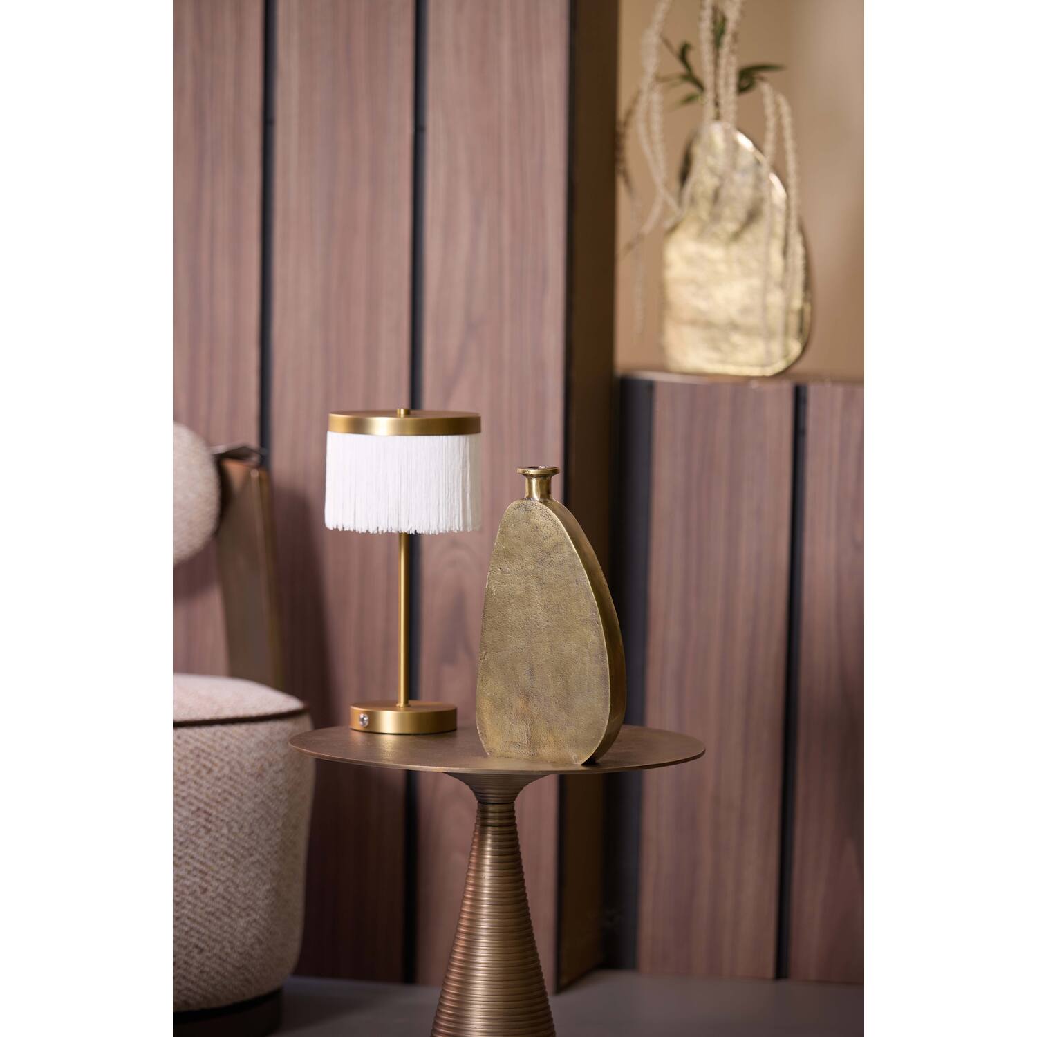 WAZON Obido, podłużny, zwężany ku górze, kolor antycznego brązu, klasyczny z nutą nowoczesności, piękny