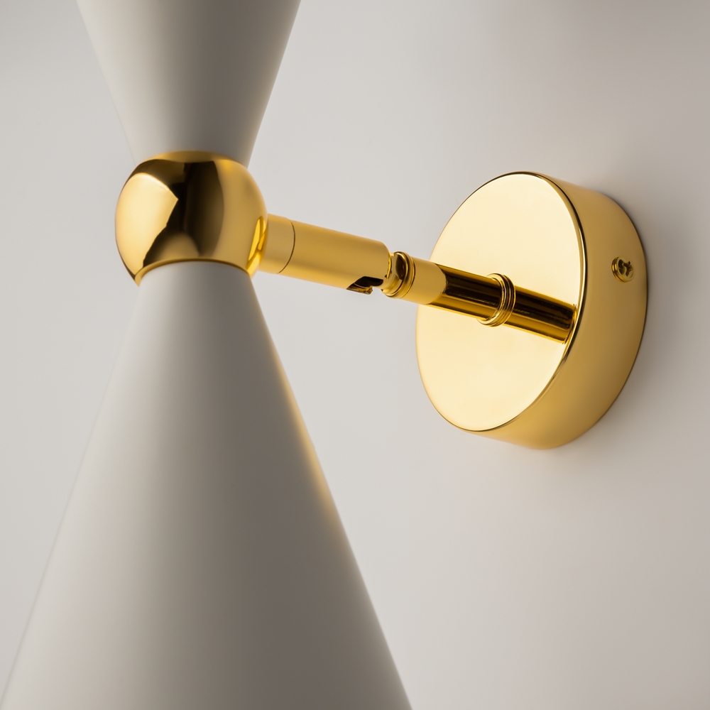 KINKIET Vesper metalowa, złota oprawa, metalowe klosze, złote wewnątrz, białe na zewnątrz, do salonu KINKIET Vesper metalowa, złota oprawa, metalowe klosze, złote wewnątrz, białe na zewnątrz, do salonu