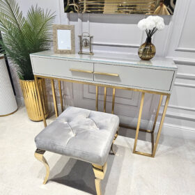 KONSOLA Naomi z dwiema szufladami, kaszmirowy blat, złoty szczotkowany stelaż, styl glamour