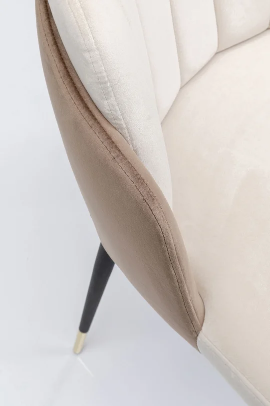 KRZESŁO Hojas na czarnych, metalowych nogach ze złotym zakończeniem, siedzisko w beżowym odcieniu, nowoczesny styl-3