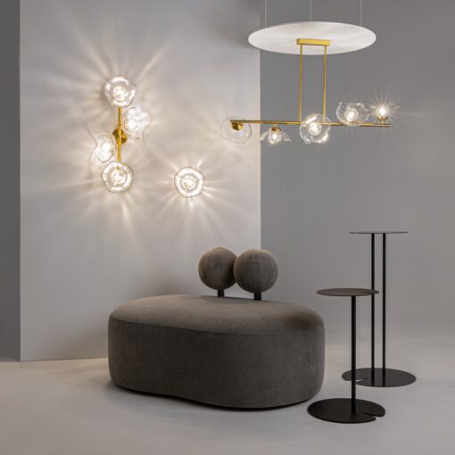 LAMPA WISZĄCA Miracle na złotym stelażu, pięć szklanych kloszy w kształcie kwiatu wiśni, nowoczesny styl, najwyższa jakość