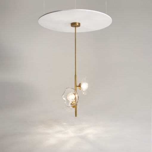LAMPA WISZĄCA Miracle na złotym stelażu, trzy szklane klosze w kształcie kwiatu wiśni, nowoczesny styl, piękna