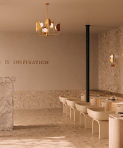 LAMPA WISZĄCA Tropic okrągła, oprawa w kolorze satynowego mosiądzu, metalowe elementy imitujące liście egzotycznych roślin, do salonu