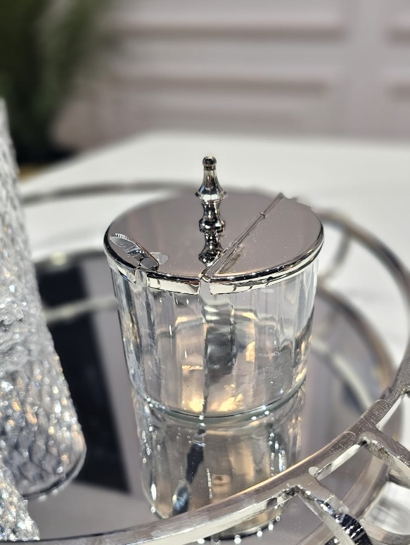 CUKIERNICZKA srebrna, z łyżeczką, klasyczny styl, piękna CUKIERNICZKA srebrna, z łyżeczką, klasyczny styl, piękna