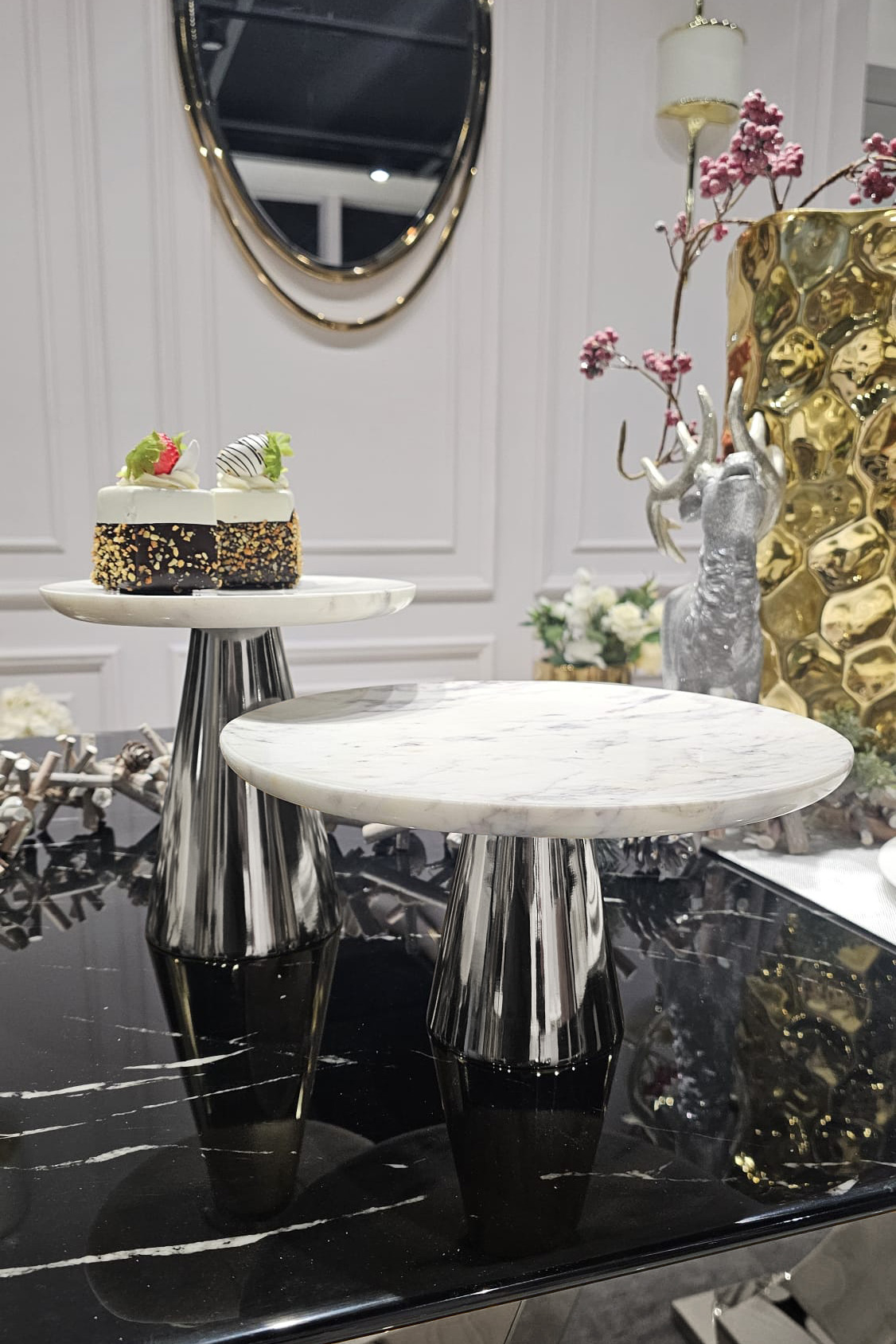 PATERA srebrna noga, marmurowa, biała taca, nowoczesny styl, piękna