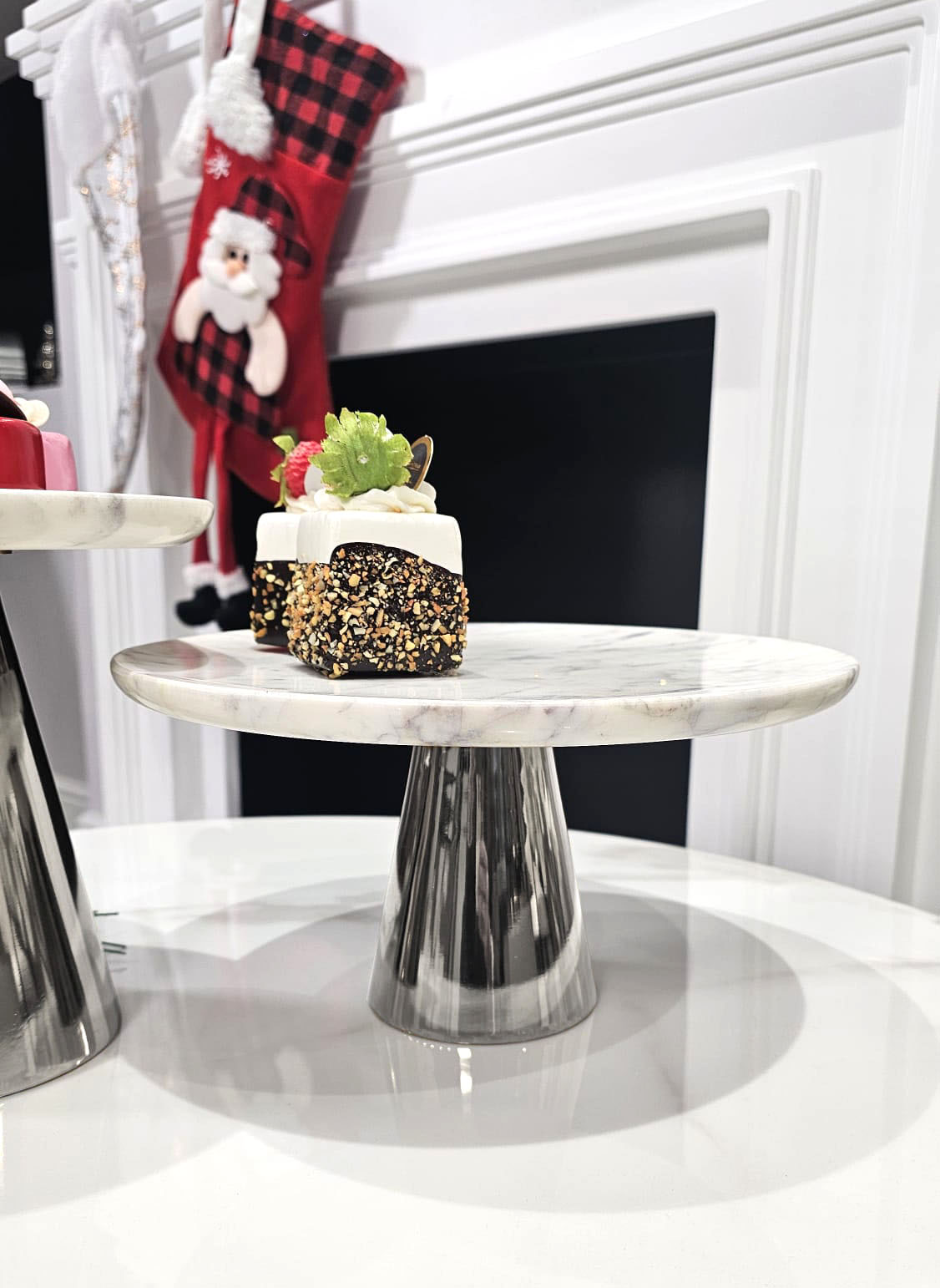 PATERA srebrna noga, marmurowa, biała taca, nowoczesny styl